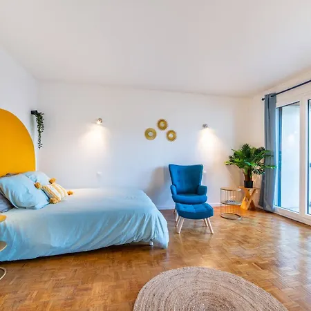 Appartement Calme Avec Grand Balcon - 20 Mn Champs Elysees *